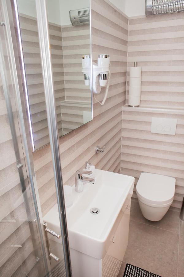 שיבניק Marijola Apartments מראה חיצוני תמונה
